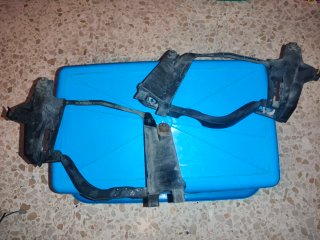 Soporte Faros Delanteros BMW E60