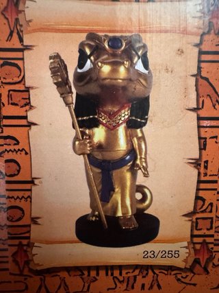 Estátua Sobek Dourada Egípcia