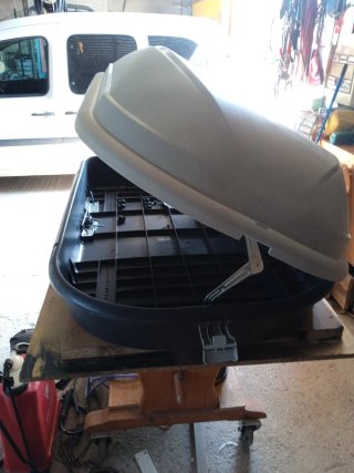 Cofre de techo con barras universales