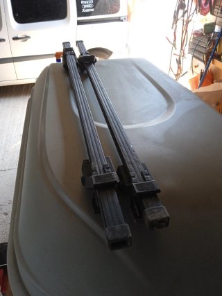 Cofre de techo con barras universales