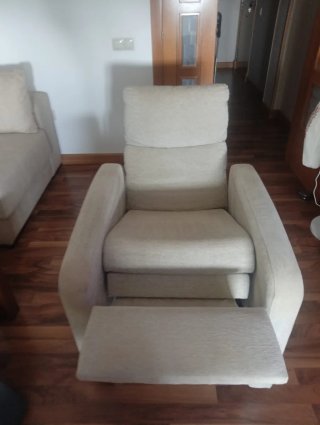 Sillón relax manual beige tela