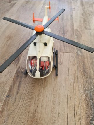 Helicóptero Médico Playmobil
