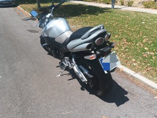Suzuki GSR600 Naked Plata
