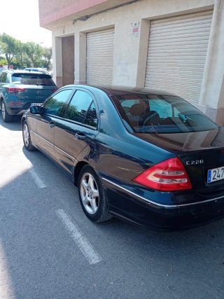 Mercedes-Benz Clase C 2003
