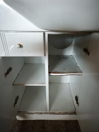 Mueble de baño y espejo