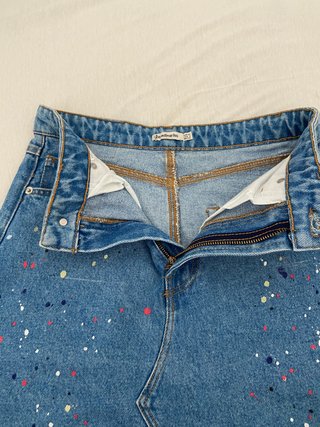 Falda Stradivarius efecto pintura T34