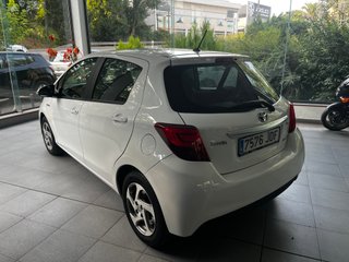 Toyota Yaris 2015