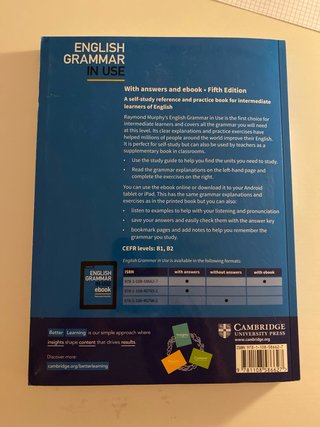 English Grammar in Use Book with Answers and In...
