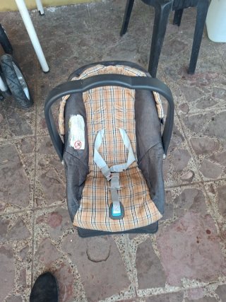 Seggiolino auto Peg Perego Primo Viaggio + Base