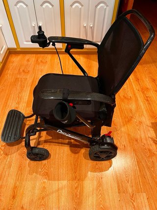 Silla de Ruedas Eléctrica Plegable
