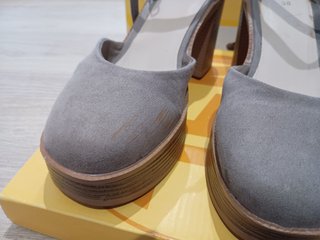 Zapatos de tacón talla 38