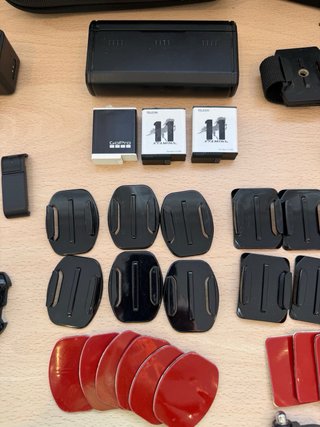 GoPro Hero 12 Black + Accesorios