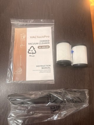 Aspiradora VACTechPro con accesorios