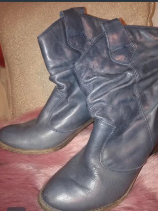 Botas de piel azul