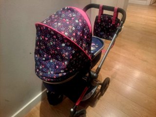 Carro Muñecas Bayer Design Corazones Rosa
