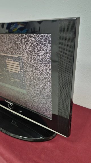 TV Samsung 22"