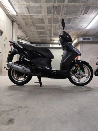 Kymco Agility City 125cc Scooter Negra