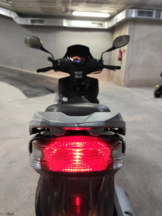 Kymco Agility City 125cc Scooter Negra