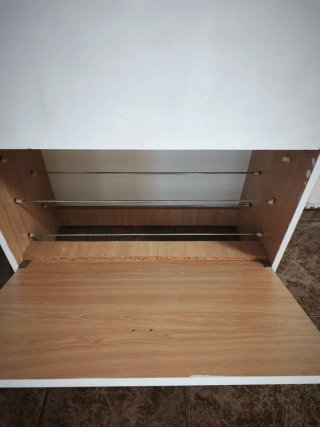 Zapatero blanco de madera