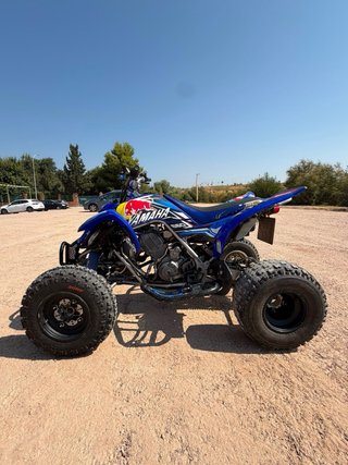 Yamaha Raptor 660
