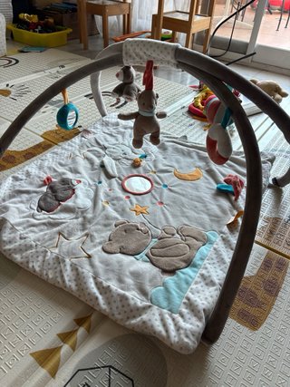 Manta de juegos para bebé con arco