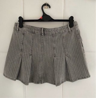 Falda vaquera ZARA gris con rayas