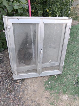 Ventana de aluminio con doble cristal