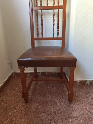 6 Sillas Castellanas Madera y Cuero