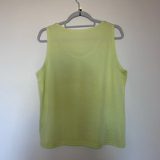 Camiseta tirantes color lima