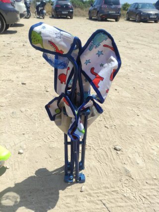 Silla infantil plegable dinosaurios