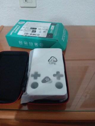 Consola R36Max