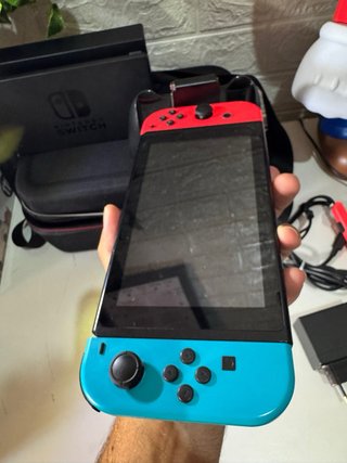 Nintendo Switch + Accesorios