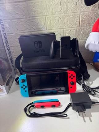 Nintendo Switch + Accesorios