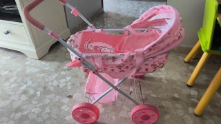 Carrito de bebé Hello Kitty rosa