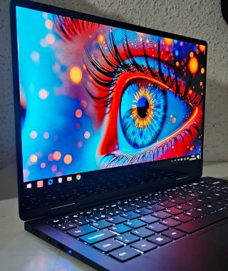PORTATIL TACTIL OLED ALTA GAMA