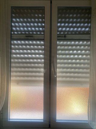 13 Ventanas de aluminio ( 11 ventanas y 2 puertas)