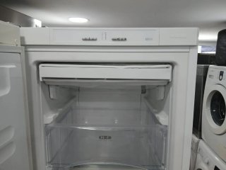 CONGELADOR VERTICAL MIELE NO FROST