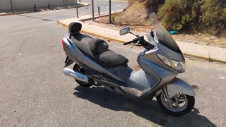 Suzuki Burgman 250 Plata