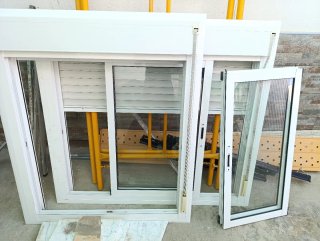 6 Ventanas Hoja Simple Aluminio Blancas con Persia