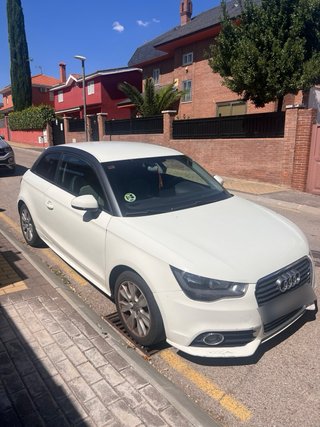 URGE Audi A1 1.6 TDI 105 Ambition 3 p, 2011