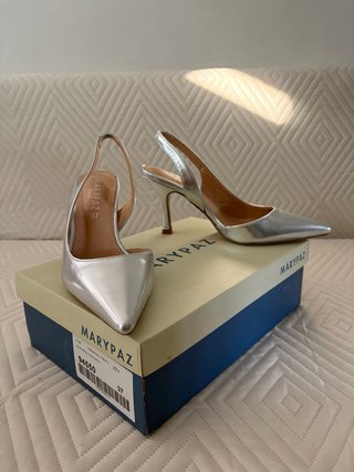 Tacones Marypaz plateados talla 37