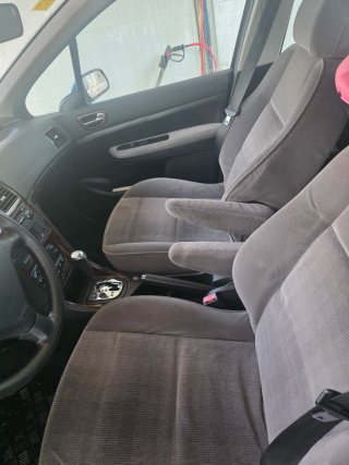 Peugeot 307 2004