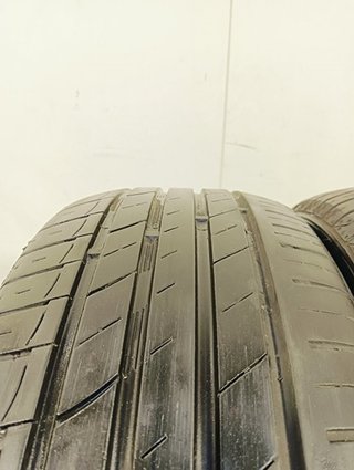 NEUMATICO 20560R1595V