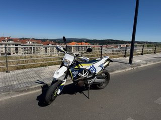 Husqvarna 701 Supermotard
