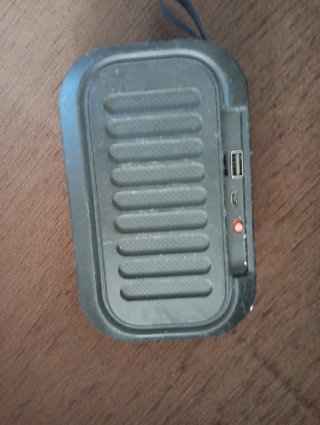 Altavoz Bluetooth Rojo y Negro  Jeep