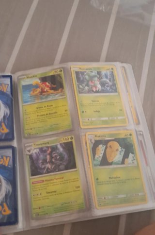 Álbum Pokémon 90 cartas originales