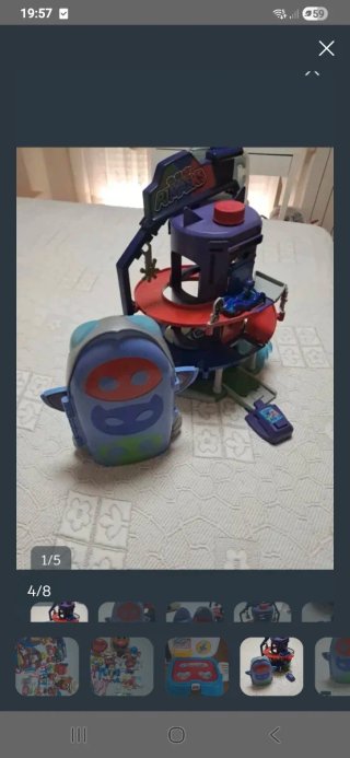 Lote de juguetes surtidos y libros niños. Todo 60€