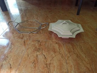 Sopera de porcelana blanca