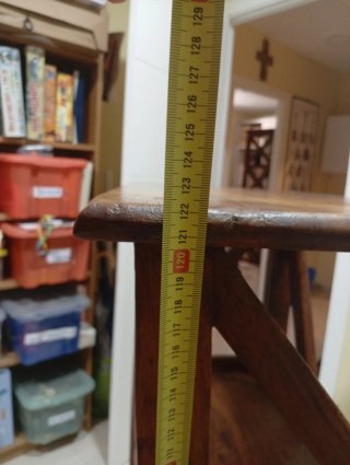 Estantería de madera maciza