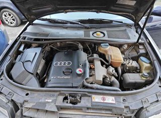 Audi 213547 centralita motor uce 4b0907557a a6 1.8